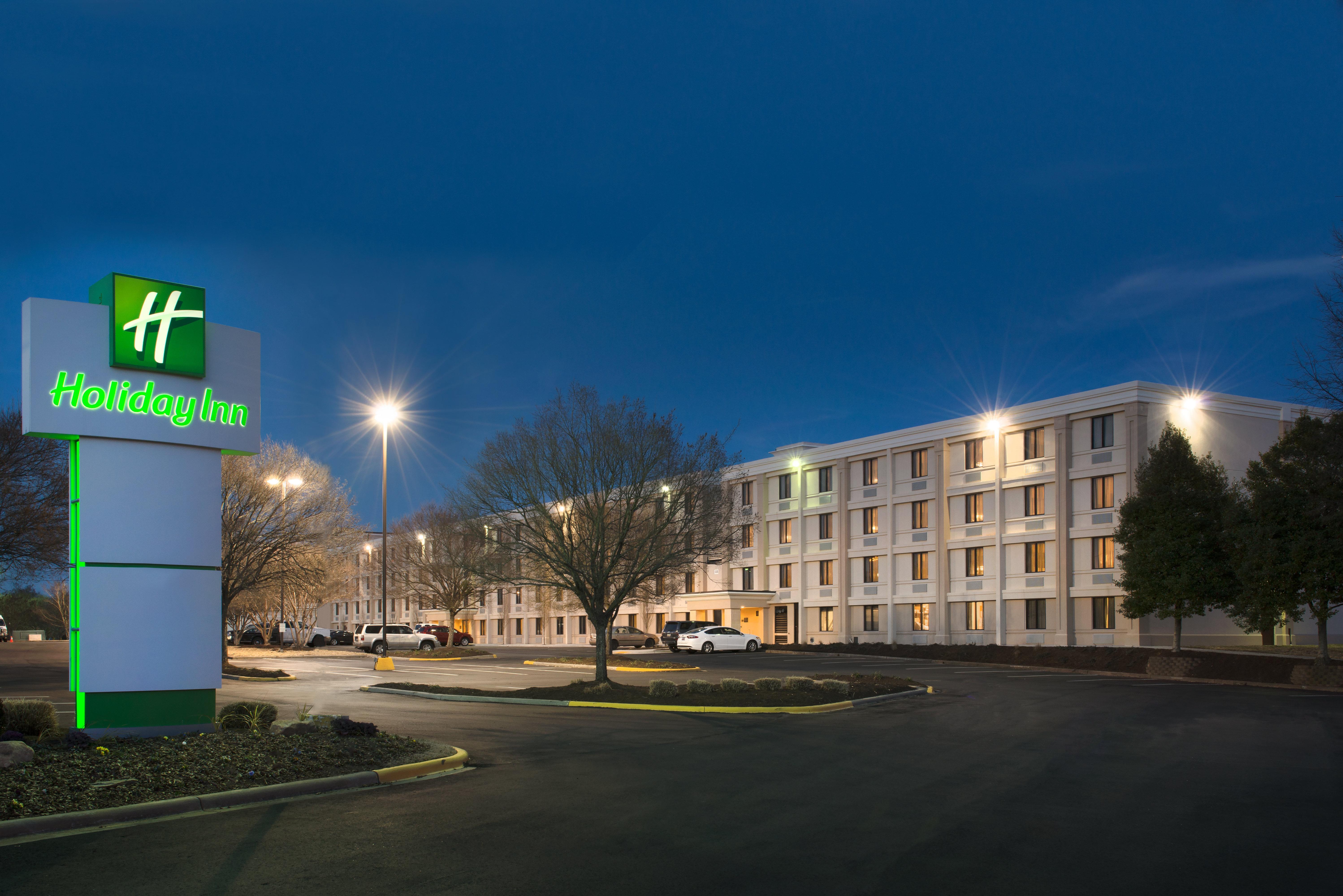 Отель Doubletree By Hilton Charlotte Airport Экстерьер фото